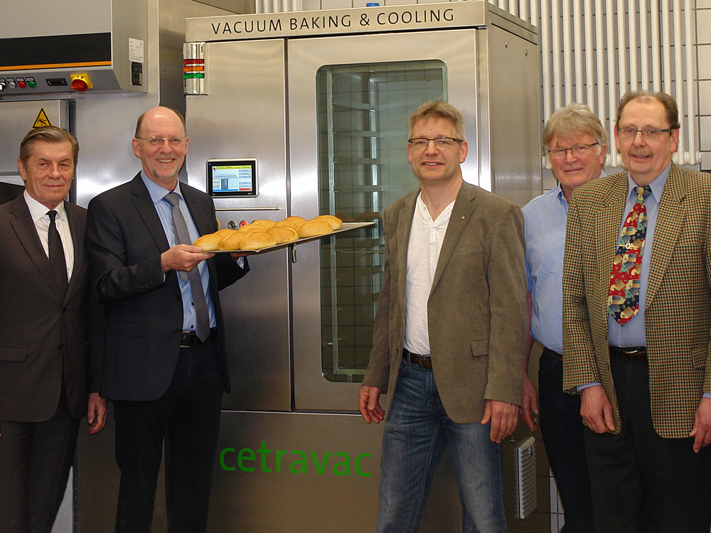 Mehr über den Artikel erfahren Schule erhält Vakuumkonditio-nierungsanlage